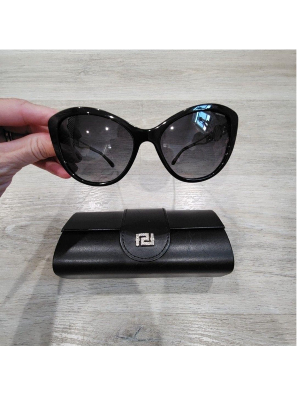 Versace Sunglasses Womens Black Oversized Cat Eye Polarized Gray 4295 GB1/T3